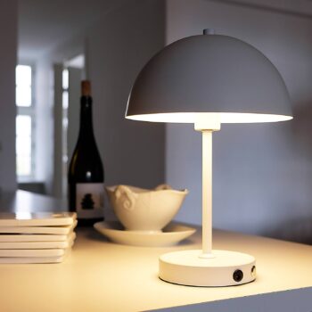 Nabíjateľná LED stolová lampa Dyberg Larsen Stockholm, biela