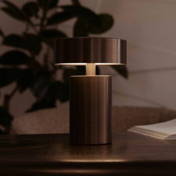 Nabíjateľná stolová lampa Audo Column, IP44, bronzová