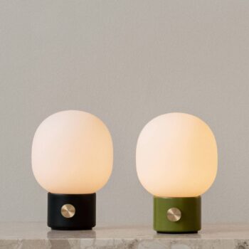 Nabíjateľná stolová lampa Audo JWDA, zaprášená zelená