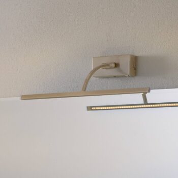 Nástenné LED svetlo Matisse, šírka 45 cm, striebro
