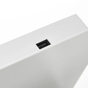 Nástenné LED svietidlo Suau nabíjacia USB prípojka
