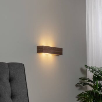 Nástenné svetlo Platani, orechové drevo, šírka 42 cm, up/down