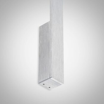 Nástenné svietidlo Arcchio LED Ivano, výška 43 cm, brúsený hliník