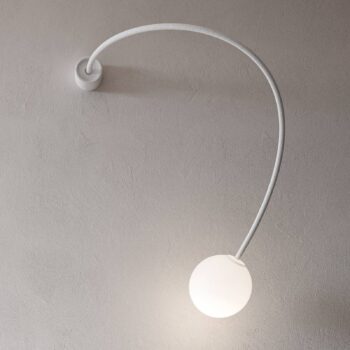 Nástenné svietidlo Karman Moony, biele, Ø 15 cm, projekcia 100 cm sklo