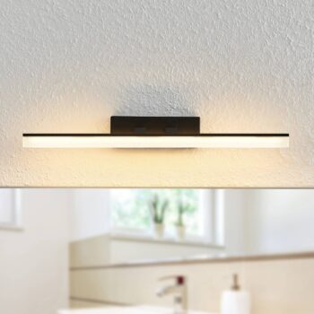 Nástenné svietidlo Lucande LED Lisana, horizontálne, 46 cm, IP44