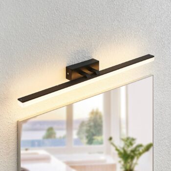 Nástenné svietidlo Lucande LED Lisana, horizontálne, 75 cm, IP44