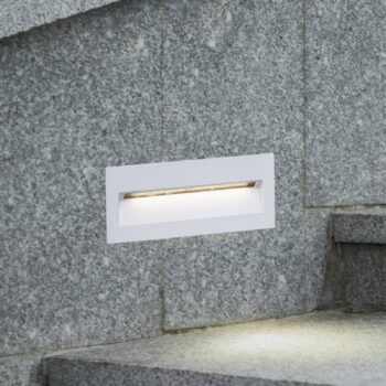 Nástenné svietidlo Lucande LED Loya, 23 x 8 cm, biele, IP54