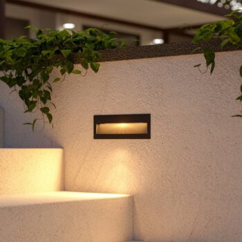 Nástenné svietidlo Lucande LED Loya, 23 x 8 cm, sivé, IP54