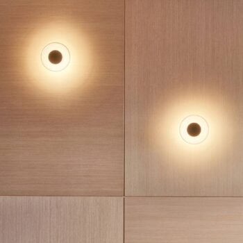 Nástenné svietidlo MARSET Aura LED, Ø 18 cm, transparentné