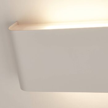 Nástenné svietidlo Match Box LED, biele, kovové, hore/dole, 18 cm