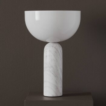 New Works Kizu Large stolová lampa, biela