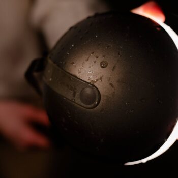 New Works Sphere LED dobíjacie svetlo IP67 tmavý bronz