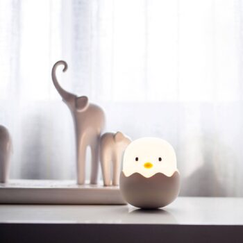 Nočné LED svetlo Eggy Egg s batériou