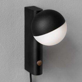 Northern Balancer mini nástenné LED svetlo, čierna
