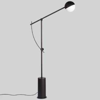 Northern Balancer stojacia lampa, čierna