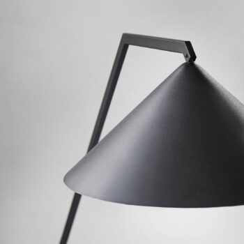 Northern Gear Floor – matná čierna stojaca lampa