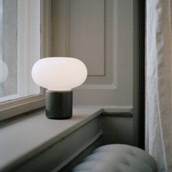 Nová dobíjacia lampa Works Karl-Johan, lesná zelená, IP65