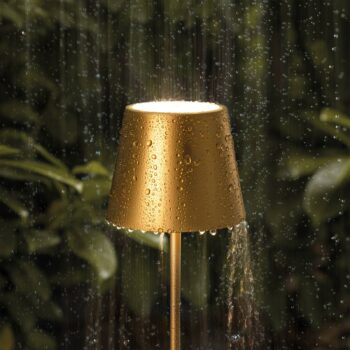 Nuindie LED dobíjacia stolná lampa, USB-C, zlatá, IP54, stmievateľná