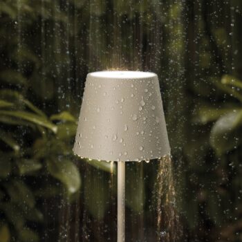 Nuindie LED dobíjacia stolová lampa, USB-C, béžová, IP54, stmievateľná