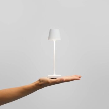 Nuindie vrecková LED dobíjacia stolná lampa, biela, IP54, stmievateľná