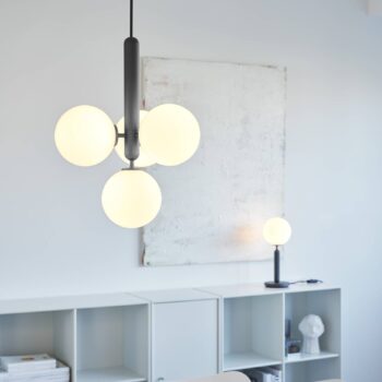 Nuura Miira 4 závesná lampa 4-pl. sivá/opálová