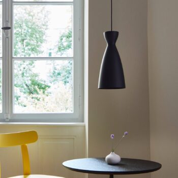 Nyta Pretty long závesná lampa 3 m, čierna matná
