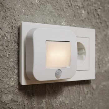 OSRAM LED zásuvkové nocne svetlo LUNETTA HALL PIR senzor biela