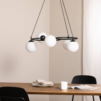Obývacia lampa Libra, opál/čierna, Ø 70 cm, sklo, 5 svetiel.