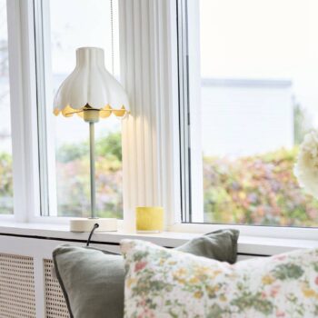 PR Home Stolná lampa Wera, krémová/zelená, výška 47 cm, kov