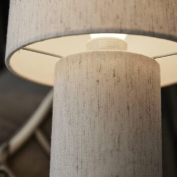 PR Home stolová lampa Leah, béžová, výška 28 cm, textil