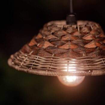 PR Home vonkajšia závesná lampa Lisen, hnedá, zástrčka, Ø 27 cm