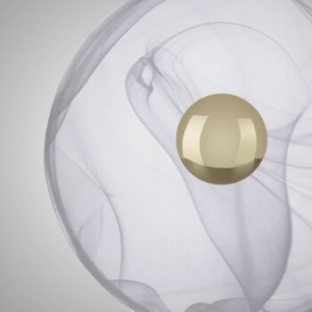 Paul Neuhaus Enova stolová lampa, mosadzná matná