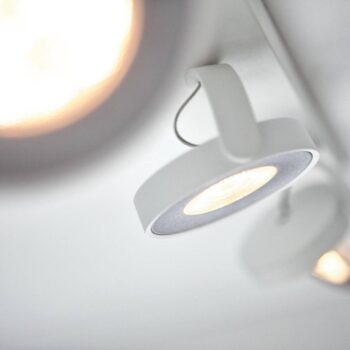 Philips Clockwork LED svetlo biele 4-pl. WarmGlow