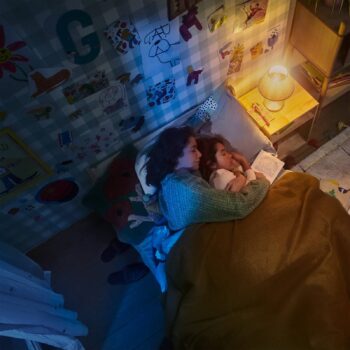 Philips E27 LED žiarovka A60 4W 840lm 2700K vlákno 6 ks balenie