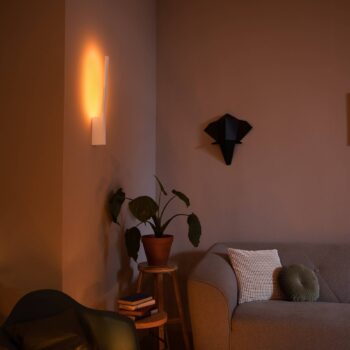 Philips Hue Lian LED nástenná lampa RGBW, biela