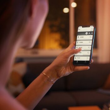 Philips Hue White&Color Ambiance 6,5 W E27 2 ks