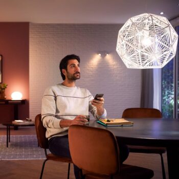 Philips Hue White&Color Ambiance LED E27 6,5W 4 ks