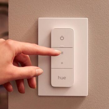 Philips Hue Wireless stmievací vypínač V2 biely