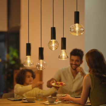 Philips Hue závesné svietidlo E27, 1-pl. čierna