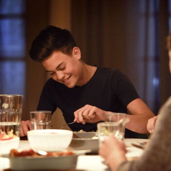 Philips LED žiarovka Classic E27 4,3W 2.700K číra