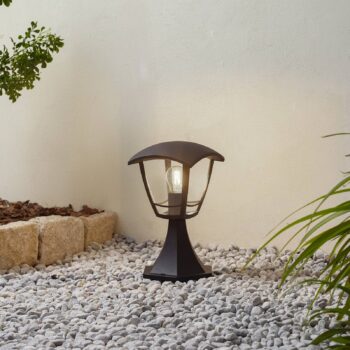 Podstavná lampa Lindby Isidoro, čierna, výška 28 cm, plast