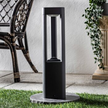 Podstavné svietidlo Lucande LED Pirron, 50 cm, trojuholníkové, IP54