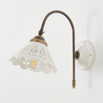 Portico – nástenné svietidlo so zakriveným ramenom