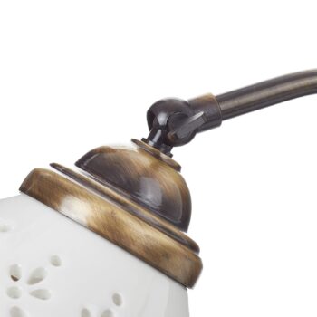 Portico – nástenné svietidlo so zakriveným ramenom