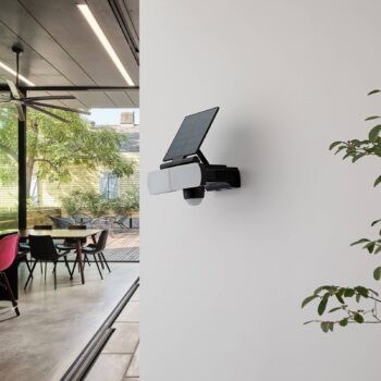 Prios LED solárne nástenné svietidlo Wrenley, čierne, senzor