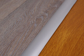 Profilteam, DOPREDAJ: 900x40 mm cm Přechodová lišta (profil) Stříbro, 900x40 mm, šedá
