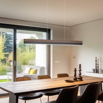 Quitani LED závesná lampa Keijo, čierna/orechová, 103 cm