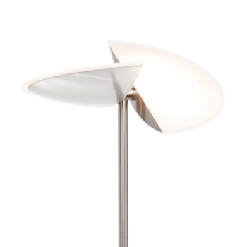 S dvojdielnym tienidlom stojaca LED lampa Sapporo