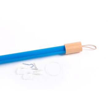 SELETTI LED svetlo Linea, modré, drevené detaily, univerzálne