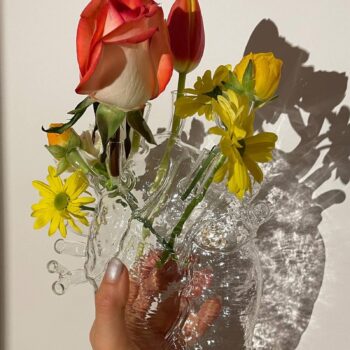 SELETTI Váza Love in Bloom, číra, výška 24 cm, v tvare srdca, sklo